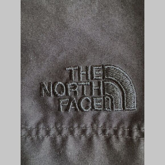 The NORTH FACE TNF Men's SZ XL Swim Suit Trunks Black Adjustable Belt & Pockets - Picture 3 of 10